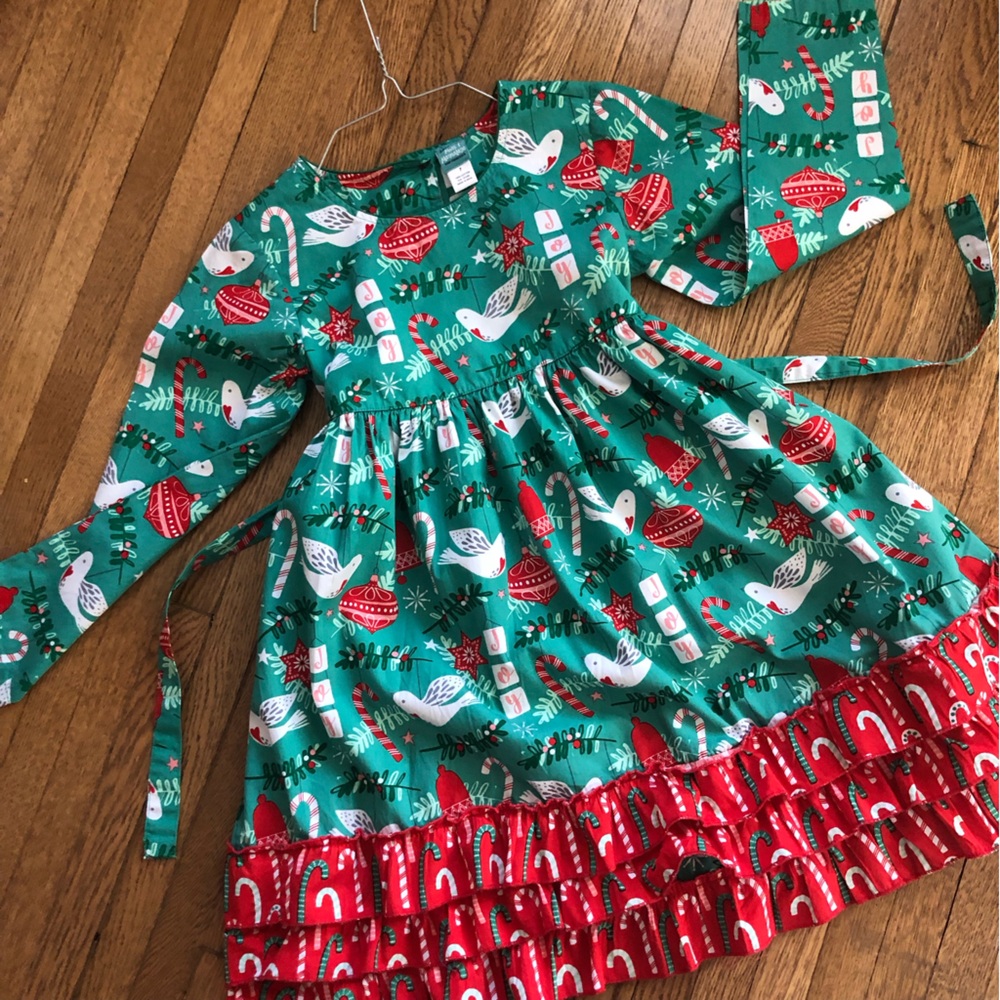 Boutique Miss Marmalade girls Christmas Ruffle dress size 7 green red ruffles